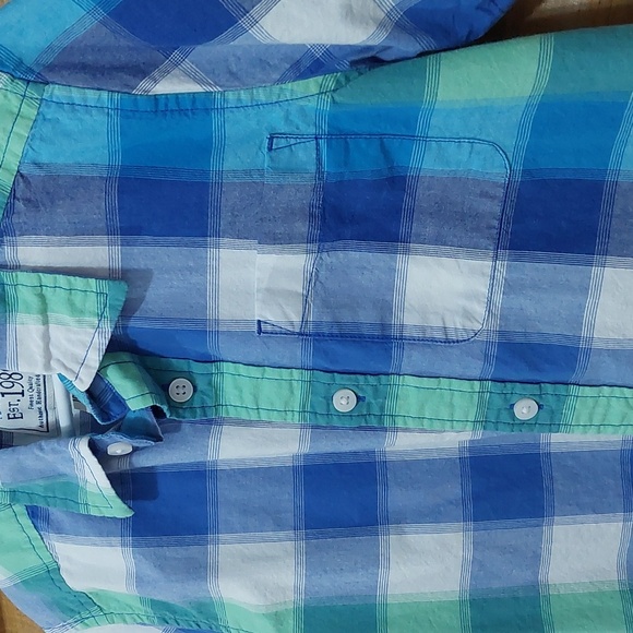 Kids Place button down blue green plaid shirt Large - Picture 2 of 3